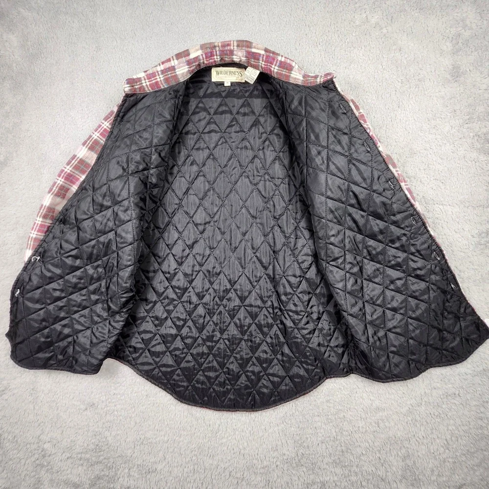 Wilderness Flannel Shirt Jacket Mens Medium Maroon Plaid Quilted Lined Outdoors